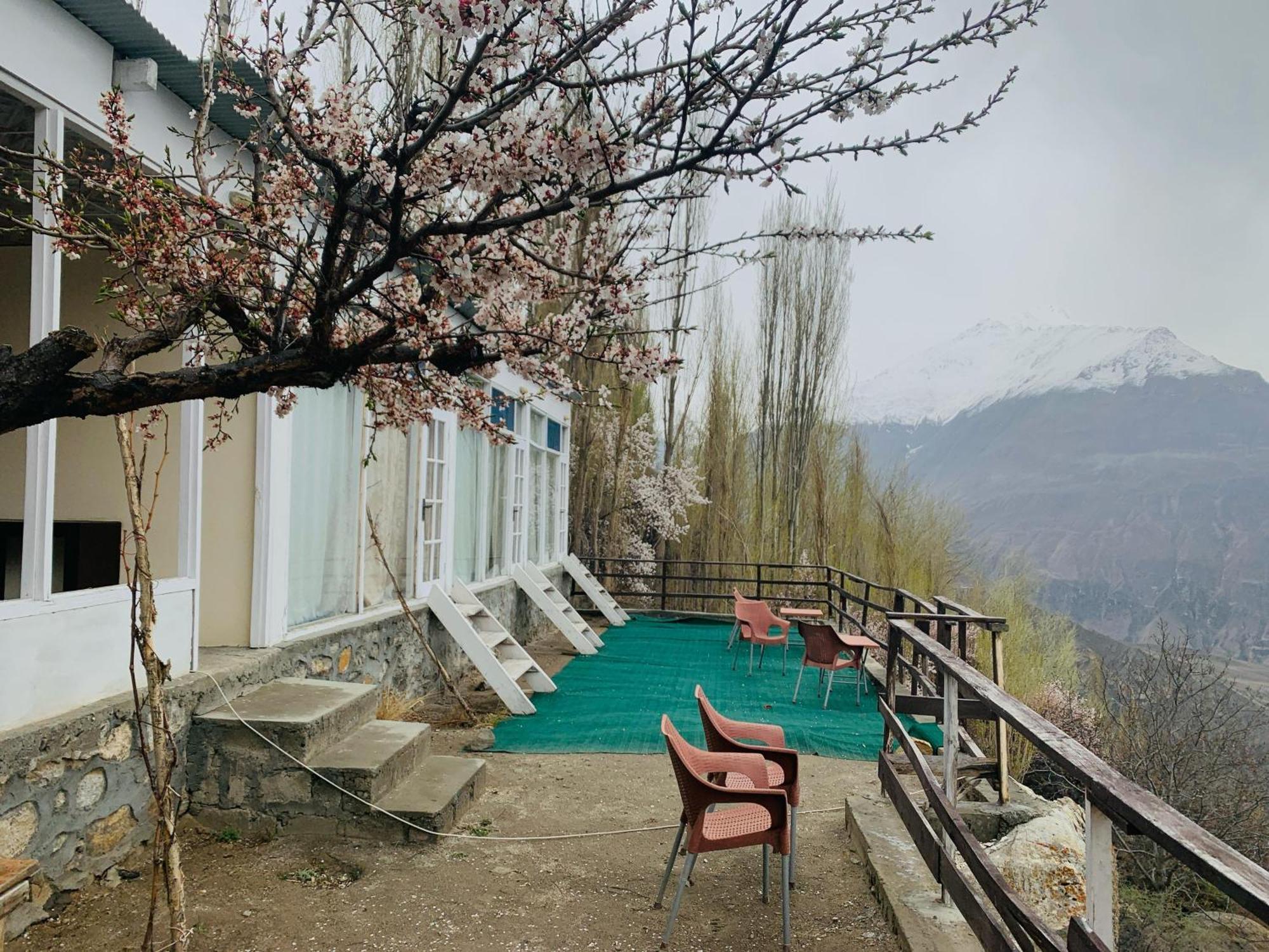 Venus Mountain Resort, Hunza Karimabad  Buitenkant foto